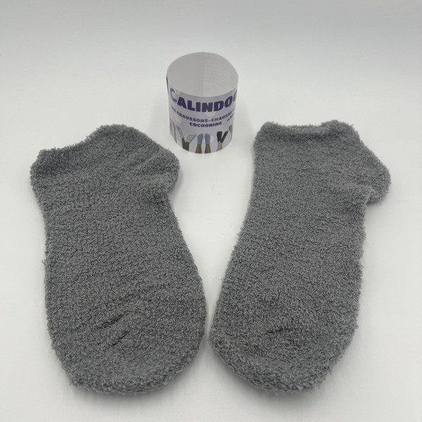 CALINDOO Les chaussons-chaussettes