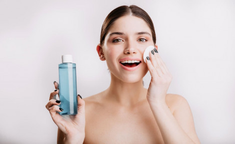  L’eau micellaire : pourquoi tout le monde en parle ?